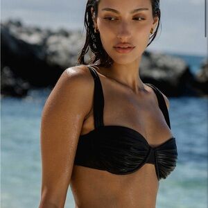 NWOT- Sylk Swim Alora Bikini Top- Black